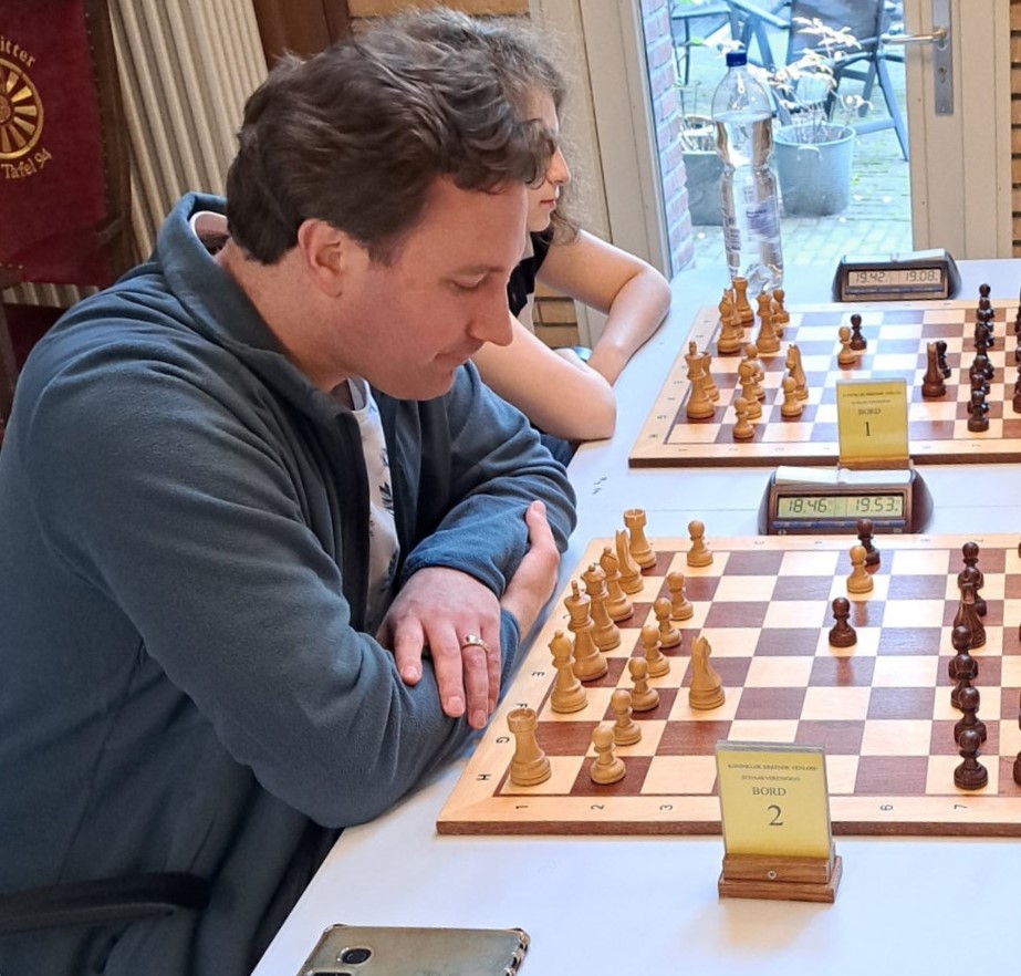 Jozef Simenon in het toernooi in Venlo (foto: Bas van der Grinten)