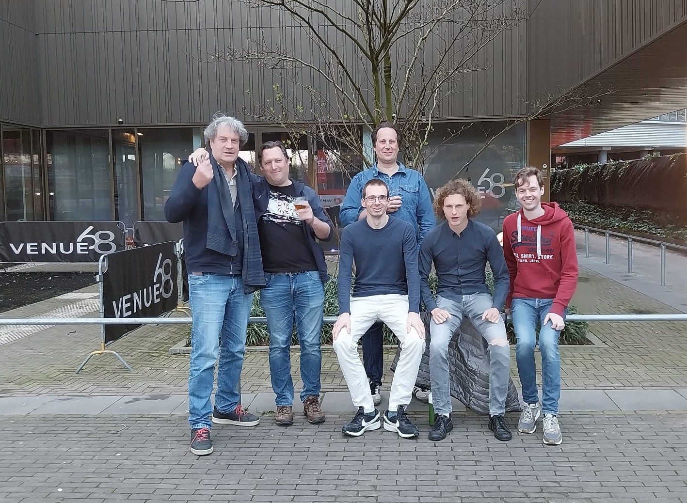 Maastricht 2 kampioen. V.l.n.r. Helmer Wieringa, Reinier Overtoom, Erwin Komrij, Maxim Hollands, Jan Verhoeff en Bas Pasterkamp. Op het moment van maken van deze foto waren de andere teamspelers niet aanwezig.